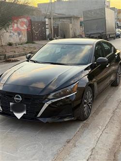 نيسان ألتيما